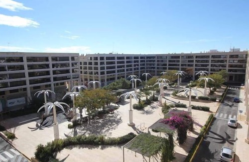 El Moncayo Apartment | LUX. FULL CENTER APARTMENT, reg. Alicante, 3 CH, 2 bathrooms,parking,200 m BEACH