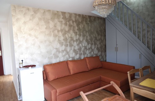 Le Bourget Apartment | Lux Gold White - 15 Min To Paris & CDG