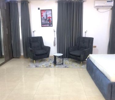 Port Harcourt Apartment | Lux Homes 4BR Duplex shortlet Apartment 4mins to GRA