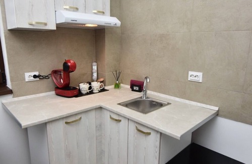 Craiova Apartment | Lux: Jacuzzi Pat Rotund Semineu Oglinda pe Tavan