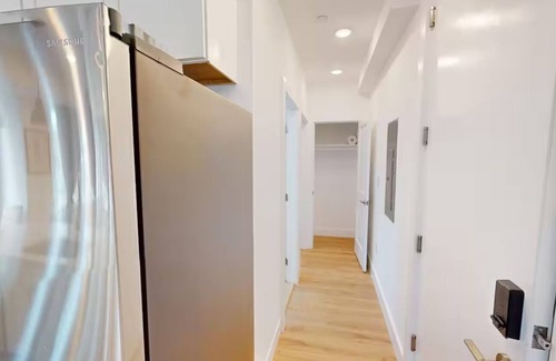 Manor Park Apartment | Lux Loft!nn
