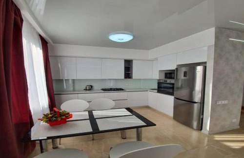 Dzerzhyns'kyi District Apartment | Lux New Apartment новобудова