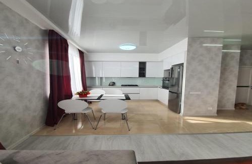 Dzerzhyns'kyi District Apartment | Lux New Apartment новобудова