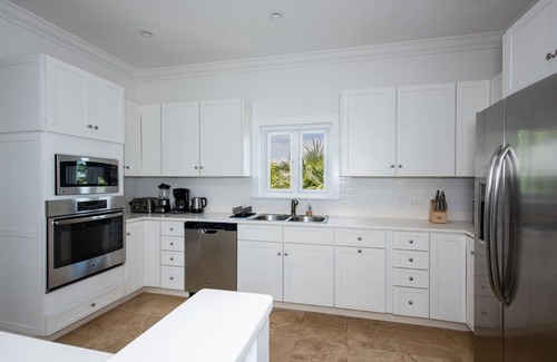 Savannah Sound House | Lux New Windermere Home w/Pool, Boat Dock, Beach Access, Club Membership