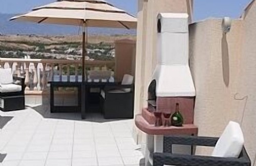 Almerimar Apartment | LUX PENTHOUSE,SPACIOUS,ALL DAY SUN ☀️VIEWS TO SEA🏄🏿GOLF🏌MARINA⛵️SAT TV, WIFI
