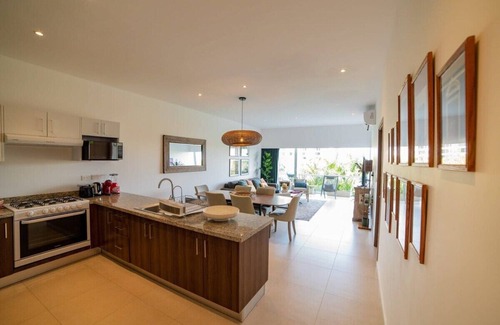 Xcumpich Condo | LUX & unique 3BR condo by The Harbor, North Mérida
