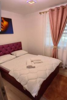 Falticeni Apartment | LuxAp