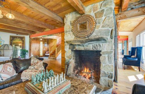Washington House | Luxe 14-Acre Vermont Countryside Lodge!