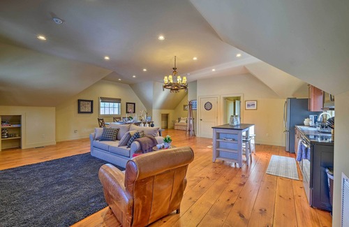Manchester Center Apartment | Luxe 'Green Barn' Near Skiing w/Mt Equinox Views!