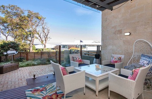 East Augusta Apartment | Luxe, near river and beaches, chef's kitchen