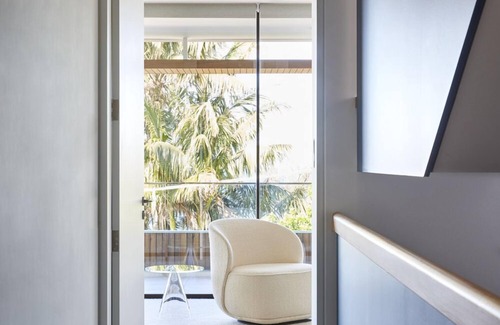 Tamarama House | Luxe Retreat - Pool, Spa, Sauna, Gym & Cinema