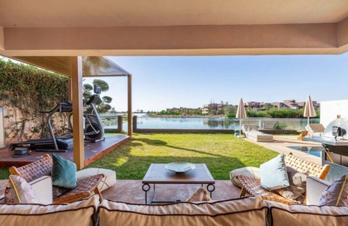 Hivernage Villa | Luxe Retreat Villa: 4 Bedroom Villa on Golf Course. Pet Friendly!