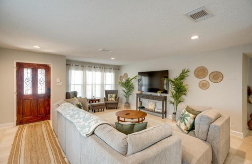 North San Antonio - SAT House | Luxe San Antonio Vacation Rental with Private Pool!