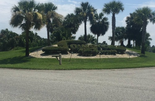 Sawgrass Condo | Luxe Sawgrass Country Club Condo in Little Bay Harbor - Fall Specials