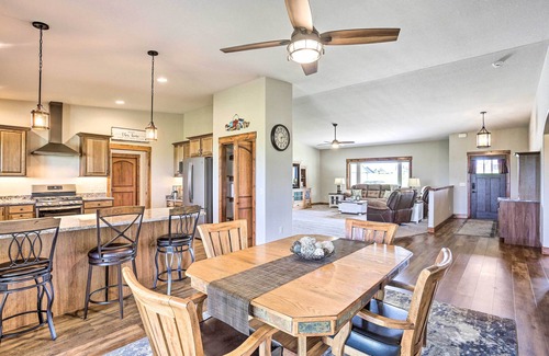 Spearfish House | Luxe Spearfish Hideaway: Golf, Hike, Explore!