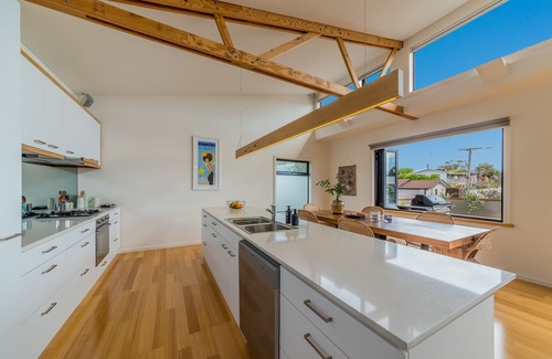 Inverloch House | Luxe Townhouse