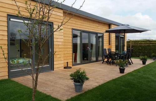 Menaldum House | luxe Vakantie bungalow met 3 slaapkamers