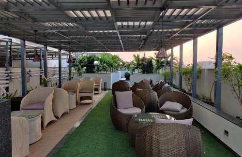 Aundh Apartment | Luxebnb1