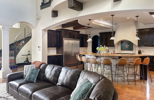 Cedar Park House | LuxGroupFallRetreat | Pool w/Spa | SportCourt | GameRM | Bar | Theater |BBQ