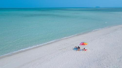 Rasdhoo Hotel | Luxo Beach Inn