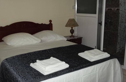 Mare La Chaux House | Luxor Residence Guest House