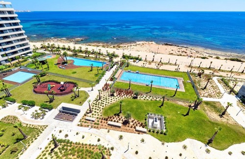Punta Prima Apartment | Luxueux Appartement en Front de mer 3 Chambres
