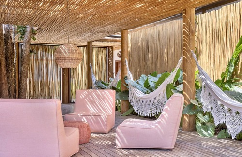 Caraiva House | Luxuosa Casa Escarlete - Trancoso, Bahia