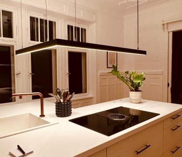 Deufringen Apartment | luxuriöse Altbau Wohnung in Denkmal-Villa