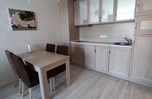 Chaika Apartment | Luxuriöse Ferienwohnung im Harmony Suites Monte Carlo am Sonnenstrand