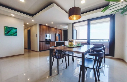 Santa Cruz Apartment | Luxurious and cozy brand new apartment!