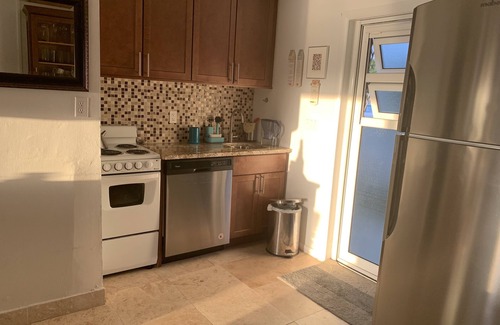 Bell Channel Bay Condo | Luxurios bayview condo at Taino Beach I