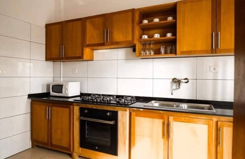 Yaounde Apartment | Luxurious 03-bedroom apartment
