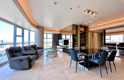 Surabaya Apartment | Luxurious 1 Icon 3BR Apartment in Tunjungan Plaza 6 Surabaya City Centre by Le Ciel Hospitality