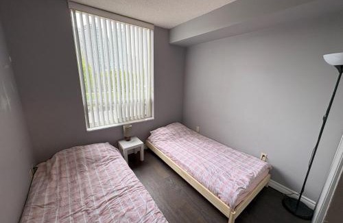 Downtown Mississauga Apartment | Luxurious 2-Bedroom & 2-Washroom Furnished Apartment
