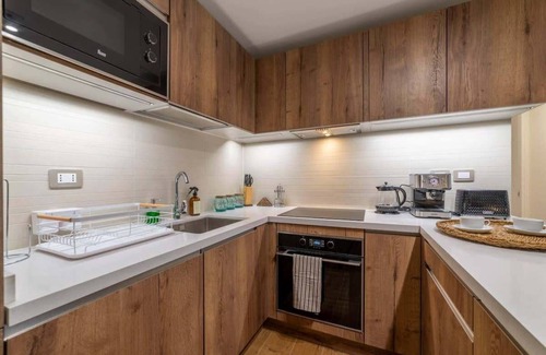 Apoquindo Apartment | Luxurious 2BR Retreat in the Heart of Las Condes