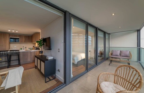 Apoquindo Apartment | Luxurious 2BR Retreat in the Heart of Las Condes