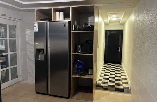 Porto-Novo Apartment | Luxurious 3 Bedroom Apartment with Terrace in Porto-Novo, Agbokou