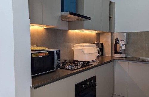 Polgasowita Apartment | Luxurious 3 Bedroom Apartment
