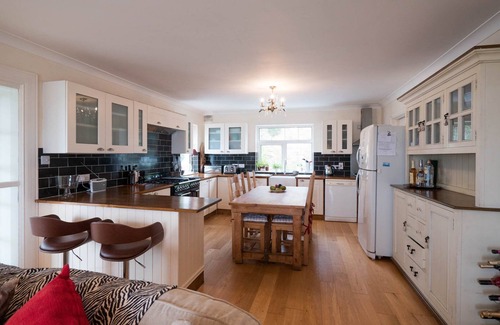 Lettermacaward House | Luxurious 5 bedroomed home with sea view close to beach