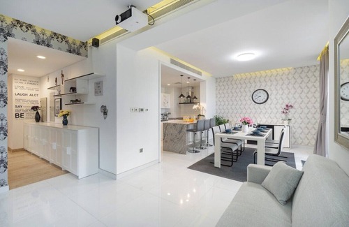 Dubai Sports City Villa | Luxurious 5-Bedrooms Villa perfect for family at Bloomdale Sports City!