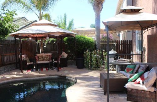 Elk Grove House | Luxurious 5-Bedroom Retreat with Saltwater Pool and Spa