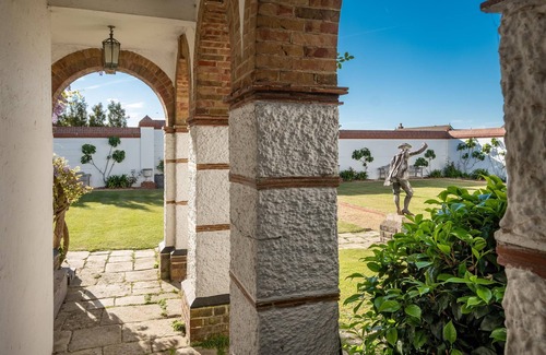 Bembridge Villa | Luxurious 7 bedroom Villa in the popular sailing village, Bembridge
