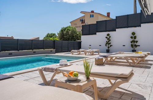 Dugi Rat Villa | Luxurious 7-Bedroom Villa MI with Private Pool, 500m from the Beach