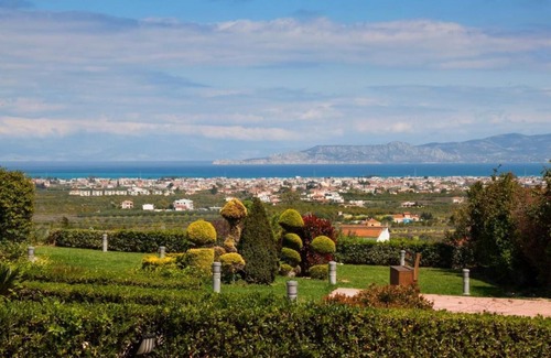 Velo-Vocha Villa | Luxurious and Relaxing vacation