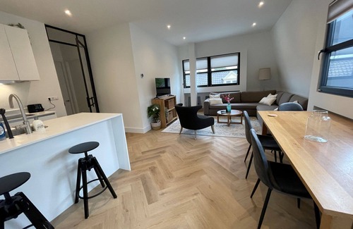 Bussum Apartment | Luxurious and tastefully furnished apartment in heart of Bussum