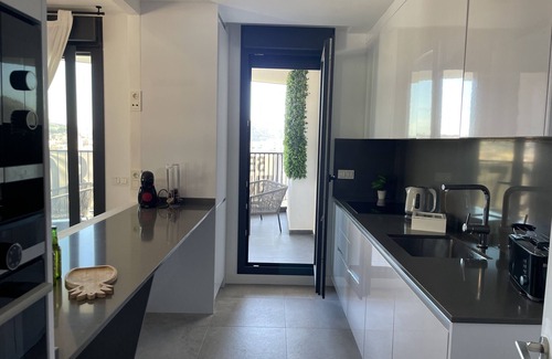 Palma-Palmilla Apartment | Luxurious apartment in the center of Malaga, 17th floor