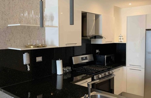 Bella Vista Condo | Luxurious Apt Located in The Heart Of Bella Vista