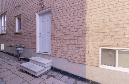 Markham Apartment | Luxurious Bright Basement Apartment!