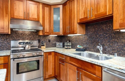 Bear Valley Condo | Luxurious Condo -Modern Condo! - SM #207 by Bear Valley Vacation Rentals