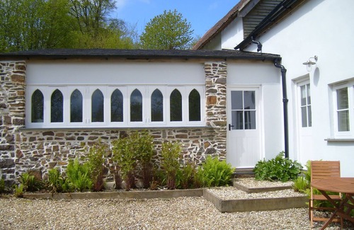 Romansleigh Cottage | Luxurious cottage in 70 acres with private lake, fantastic views and walks